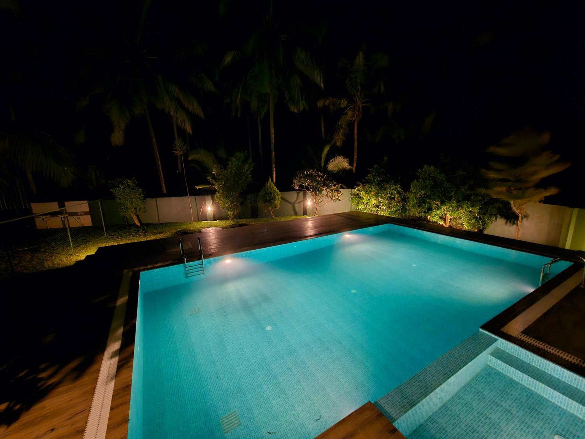 Hotel Gopalapuram International Pollāchi Eksteriør bilde