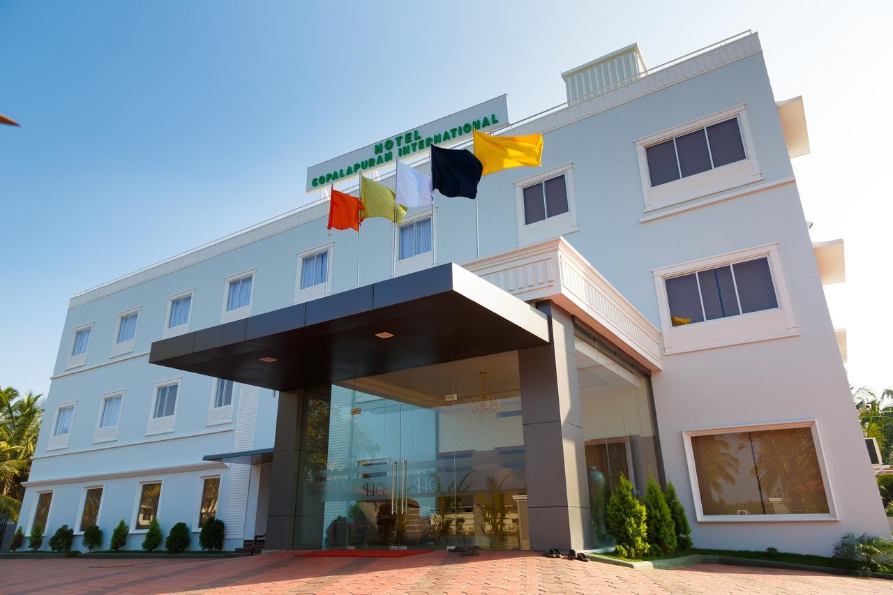 Hotel Gopalapuram International Pollāchi Eksteriør bilde